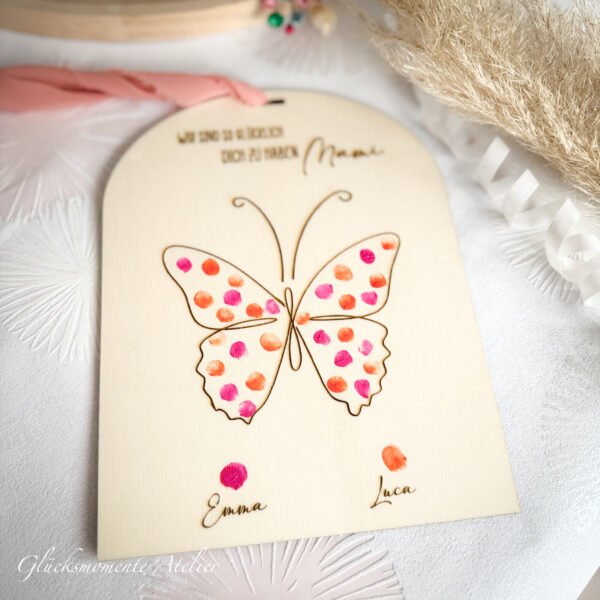 Fingerabdruck zum Muttertag mit Schmetterling – Bild 2